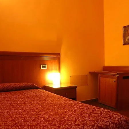 Discover 2* Roma