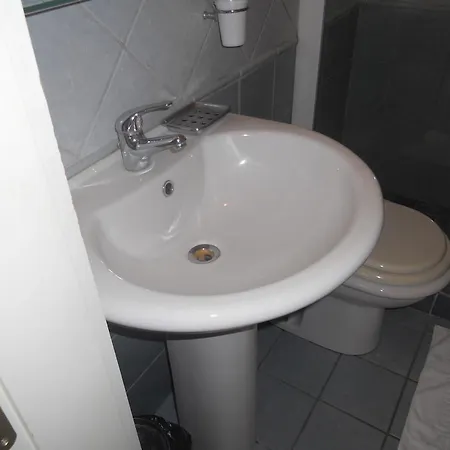 Gæstehus Discover 2*